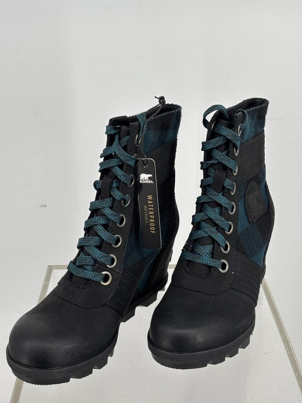 Sorel Lexie Wedge Ankle Boots Womens 5.5 Black Leather Tartan Plaid Waterproof